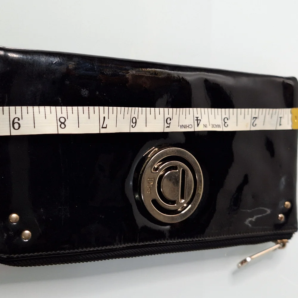 Dior preowned patent